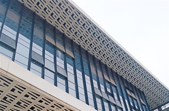 玻璃幕墻維護(hù)有必要嗎